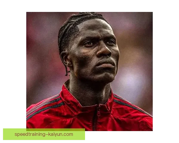 阿马杜·奥纳纳在英超新赛季中表现亮眼，助队稳步提升成绩